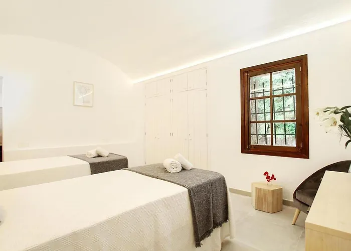 Spektakulaere Neu Renovierte In By Interhome Ferienhaus