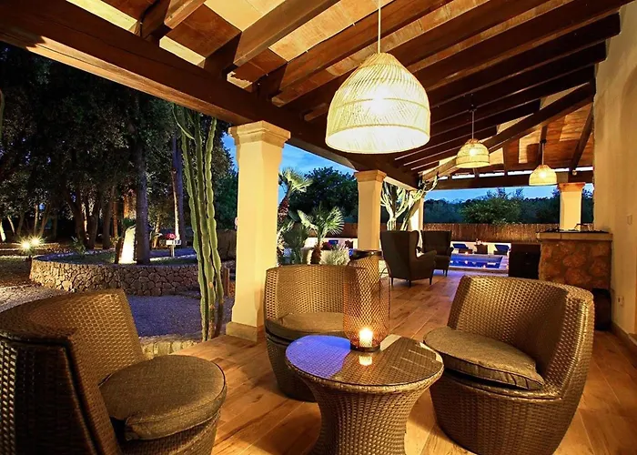 Spektakulaere Neu Renovierte In By Interhome Hébergement de vacances *