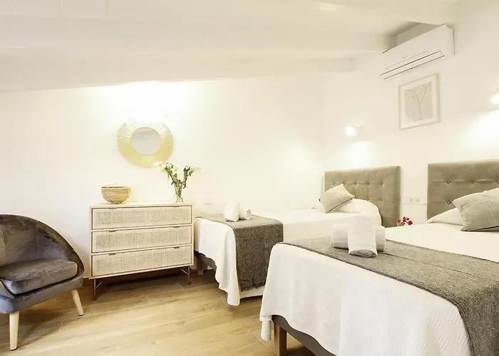 Spektakulaere Neu Renovierte In By Interhome Hébergement de vacances