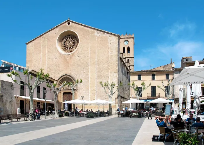 Spektakulaere Neu Renovierte In By Interhome Hébergement de vacances *